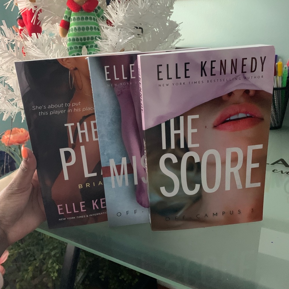 Elle Kennedy Books!!